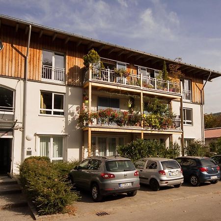 Bed and breakfast Gastehaus Olympia Reitanlage Munchen-Riem Extérieur photo